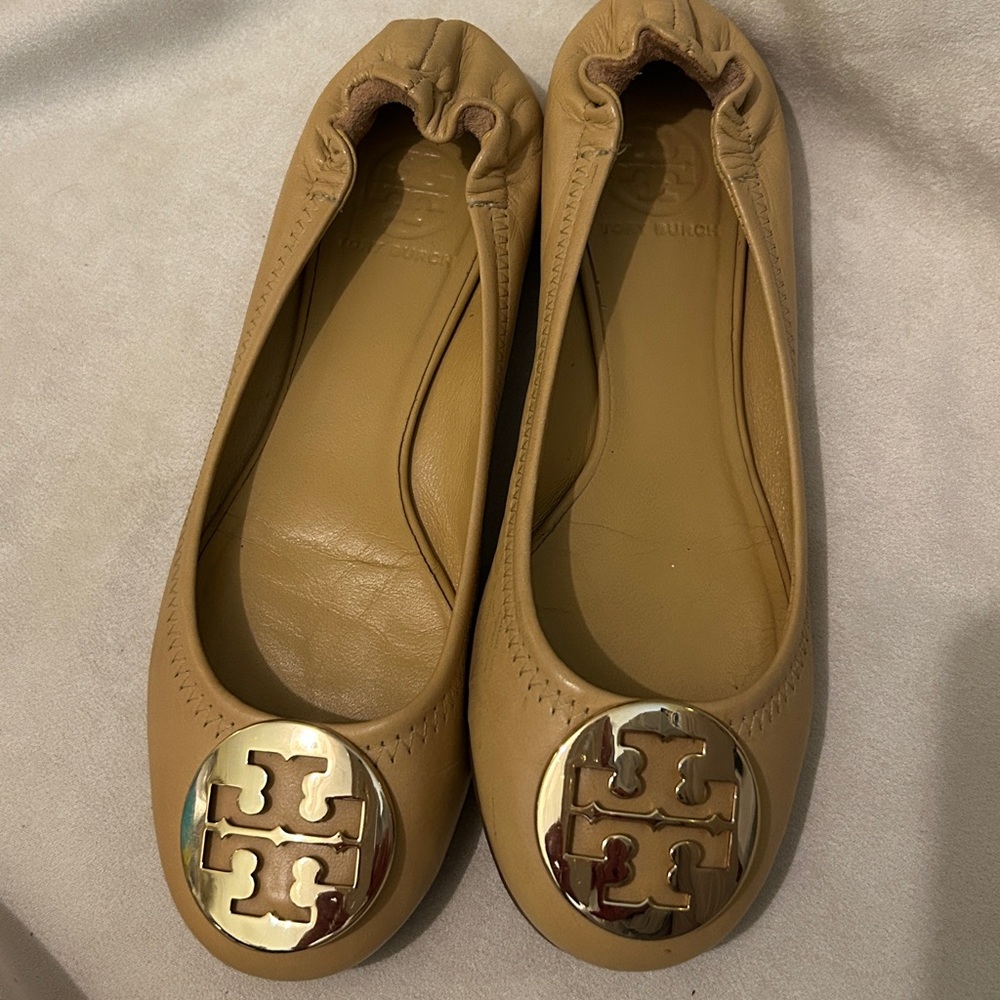 Tory Burch Minnie Flats Size 6 Tan Leather